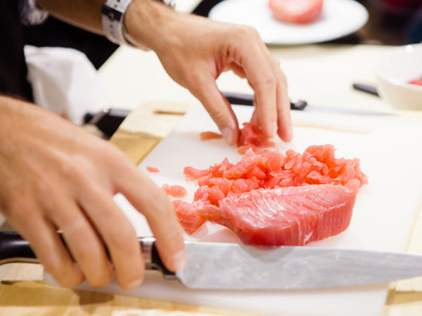 Как приготовить тартар из тунца в домашних условиях