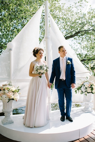 Греция нас связала: свадьба читателей HELLO.RU Варвары и Ивана